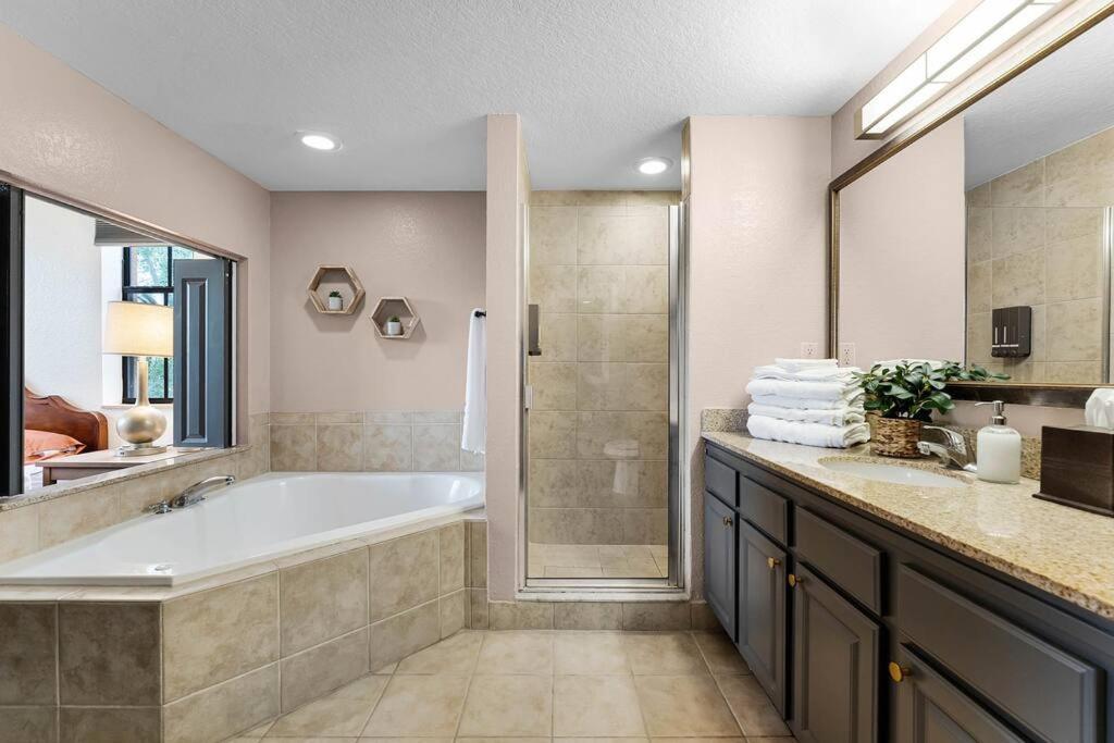 Designer Corner Suite 3Br/2Ba - Disney, Universal, Convention Center & Seaworld Orlando Ngoại thất bức ảnh